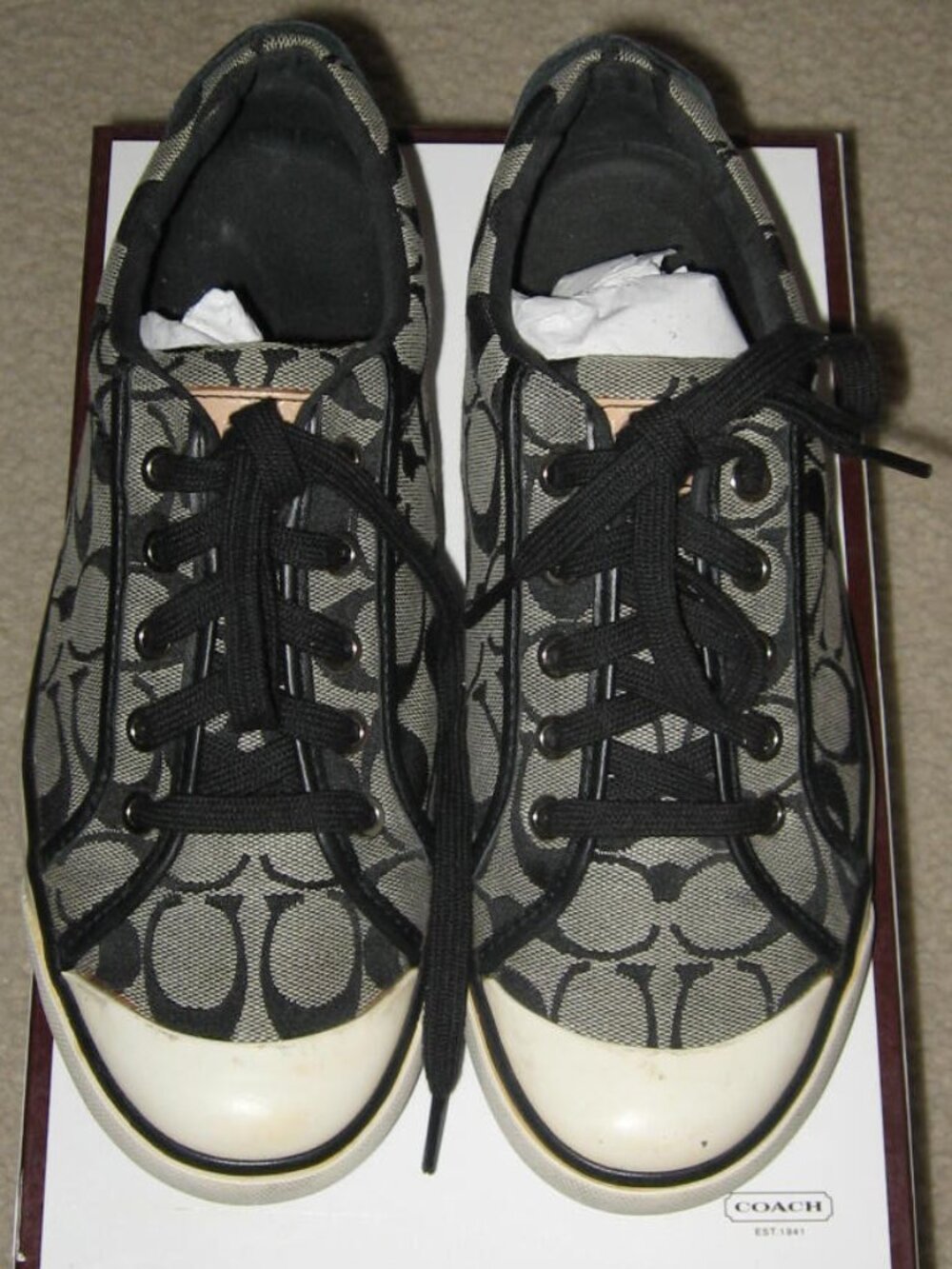 COACH Barrett Signature C Canvas Sneaker Black/White/Black Size 8.5 EUC